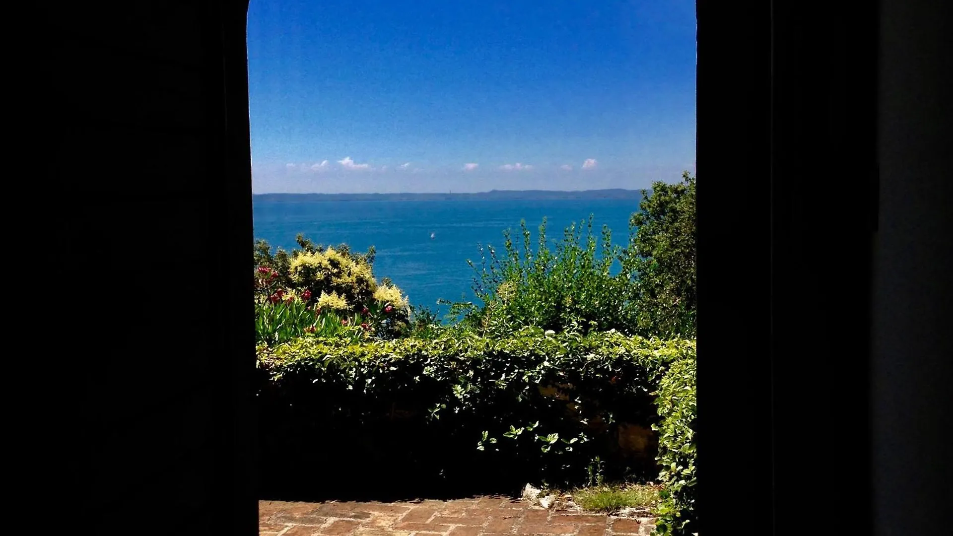 Villa In The Green, Extraordinary Silent Position, Great Lake View Гарда 0*,  Италия