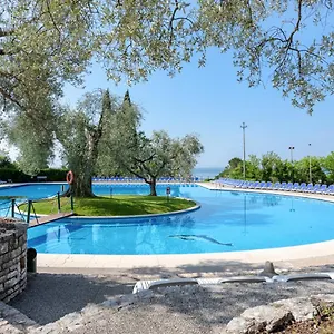 Parco Del Garda Апарт-отель