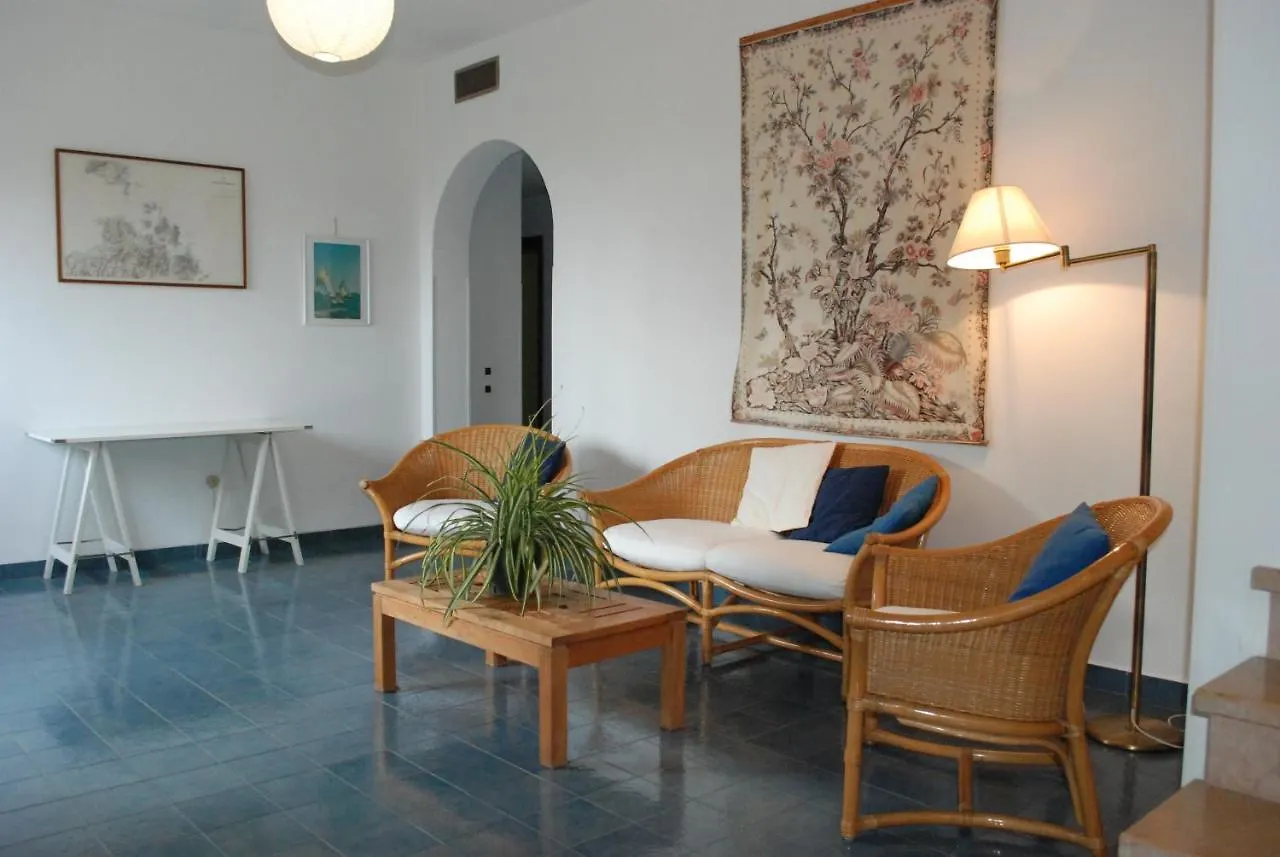Holiday home Villa In The Green, Extraordinary Silent Position, Great Lake View Garda