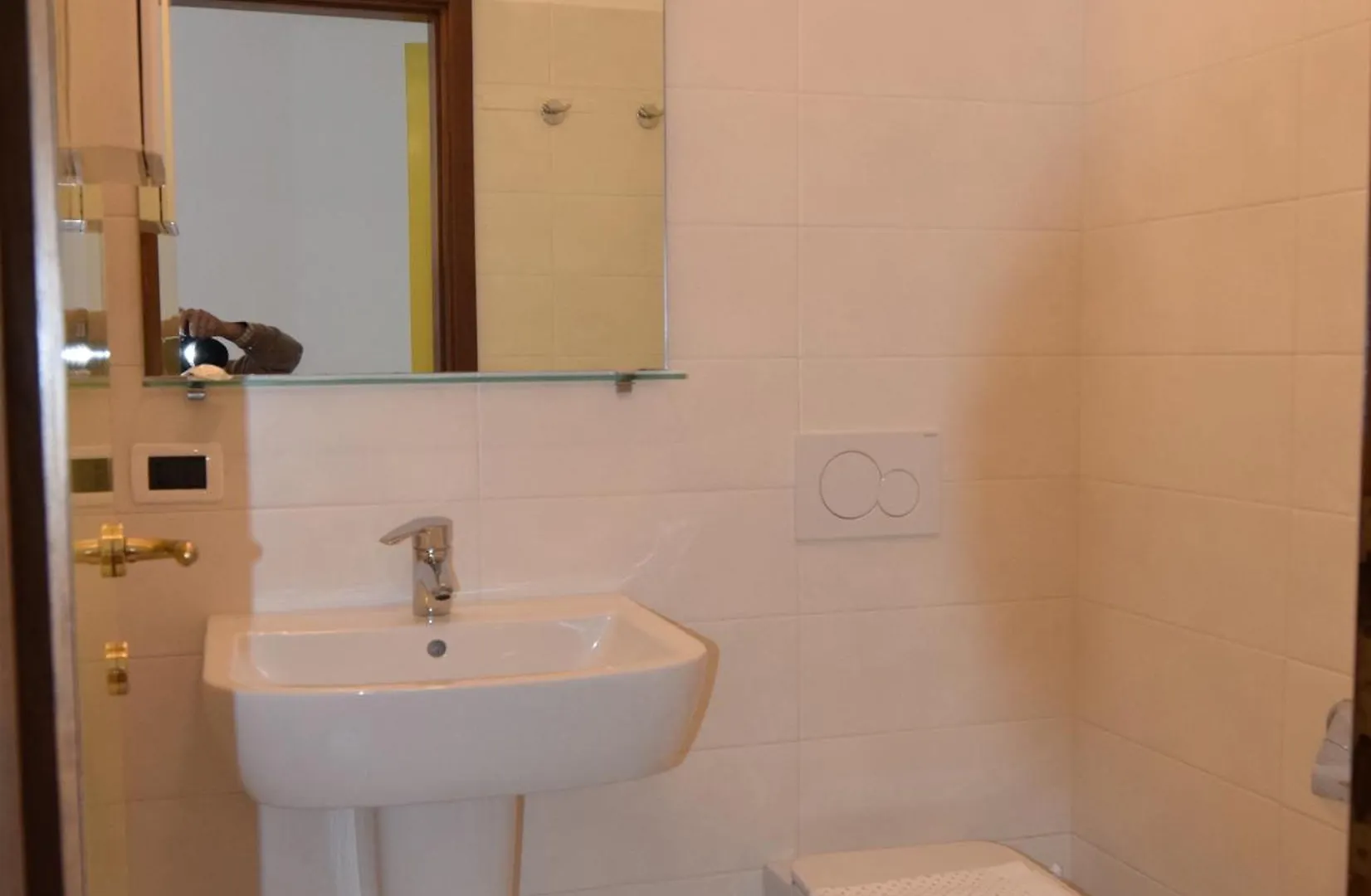 Casa vacanze Villa La Limonaia Garda, Extraordinary Silent Position, Great Lake View
